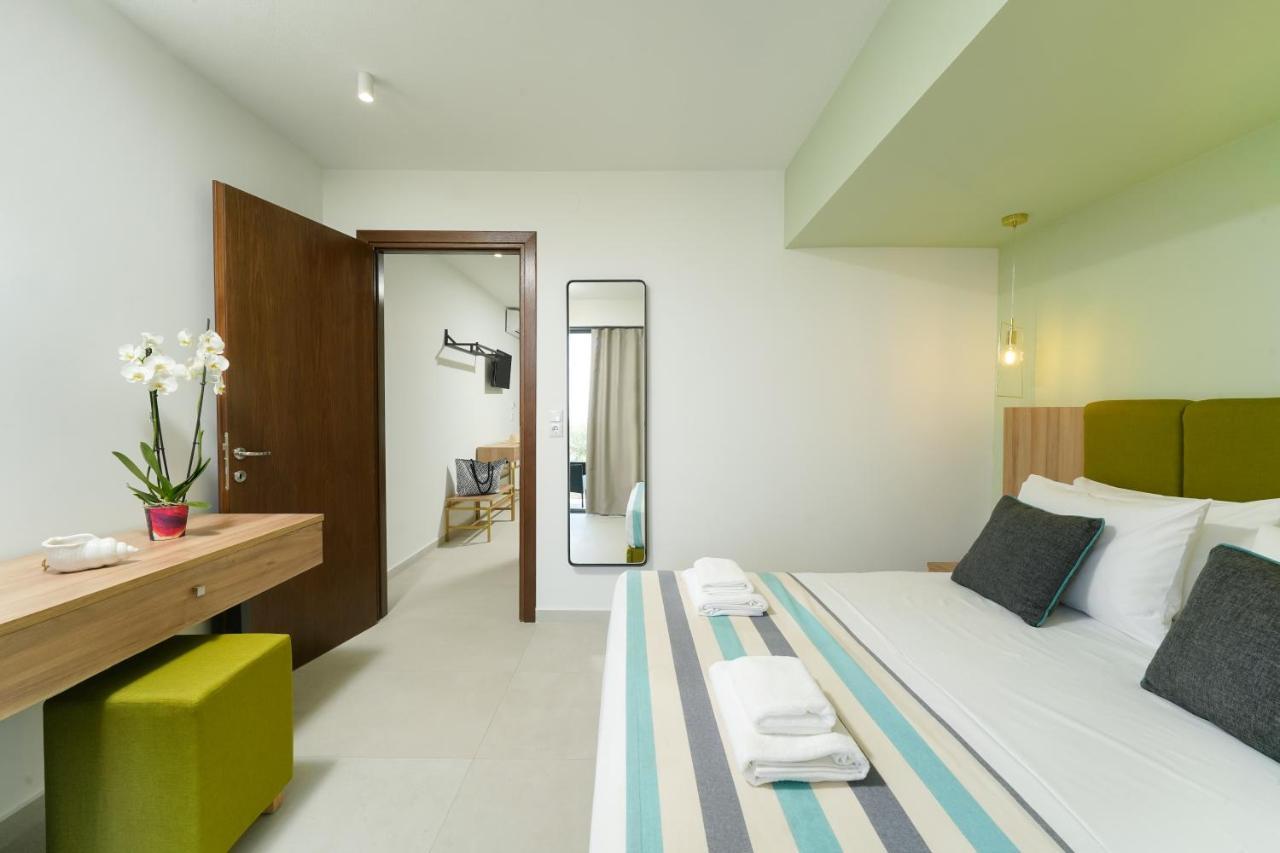 Miracle Suites By Klisma Beach Skála Kallirákhis Екстериор снимка