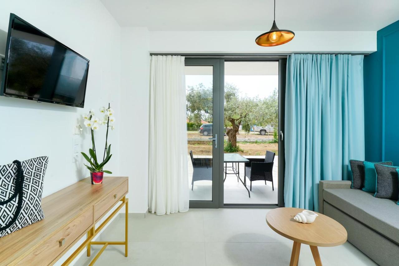 Miracle Suites By Klisma Beach Skála Kallirákhis Екстериор снимка