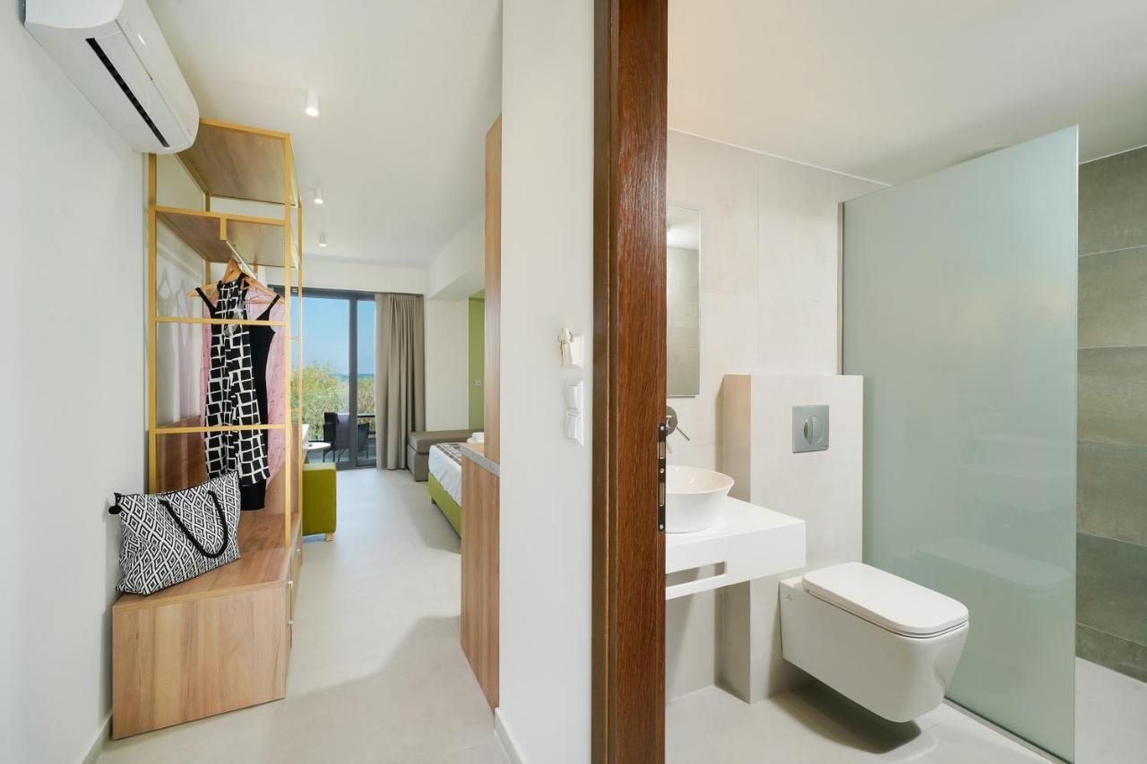 Miracle Suites By Klisma Beach Skála Kallirákhis Екстериор снимка